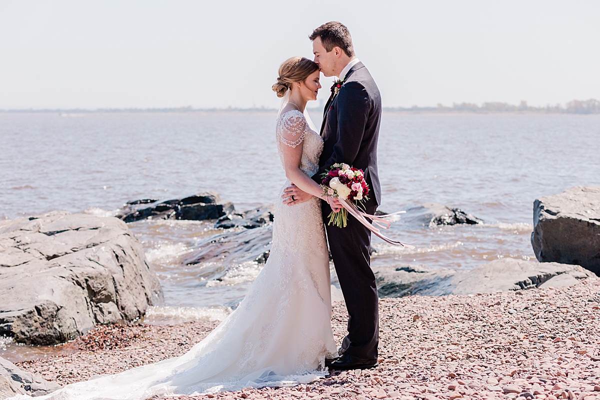 lake superior wedding photographer comfort and cashmere images